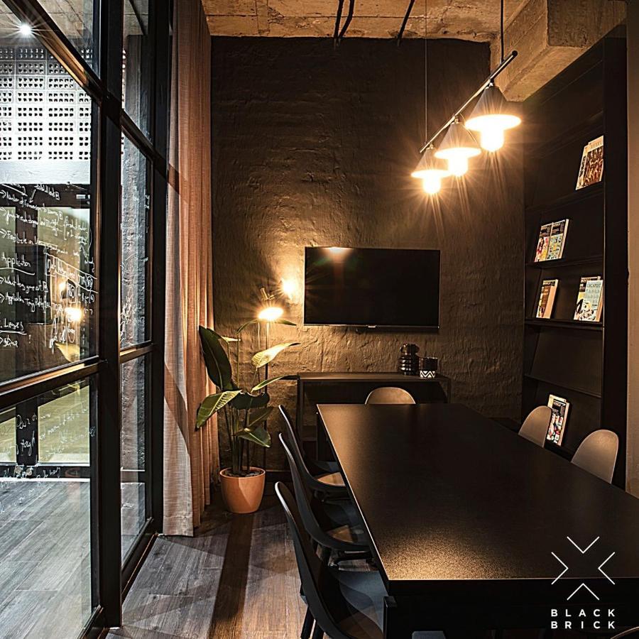 Blackbrick Sandton One Йоханнесбург Экстерьер фото